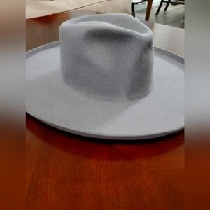 OLIVE & PIQUE Women's Hat New